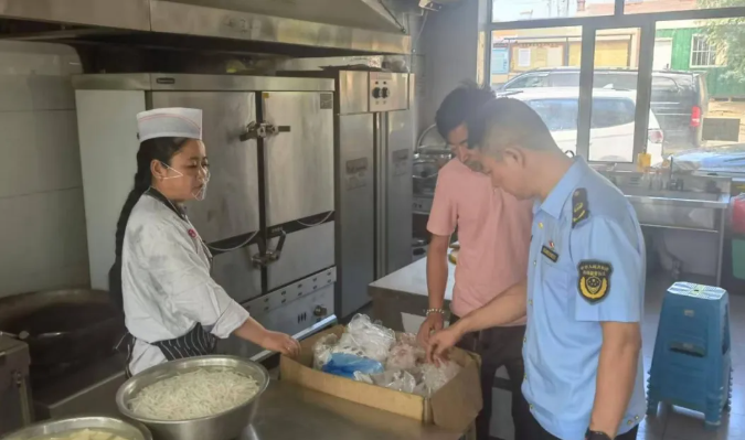 旗市场监督管理局：强化食品安全监管 守护老年人幸福“食”光